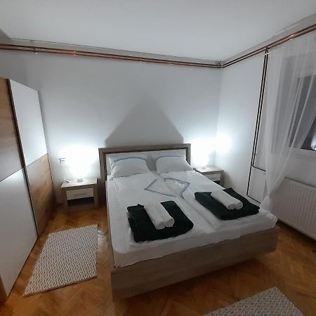 Apartman Stevan Pirot Eksteriør bilde