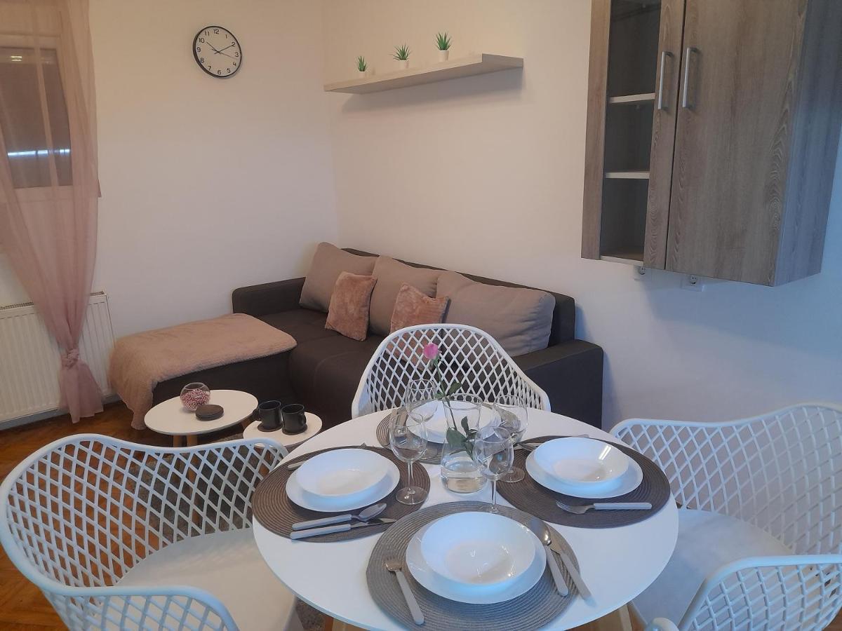 Apartman Stevan Pirot Eksteriør bilde