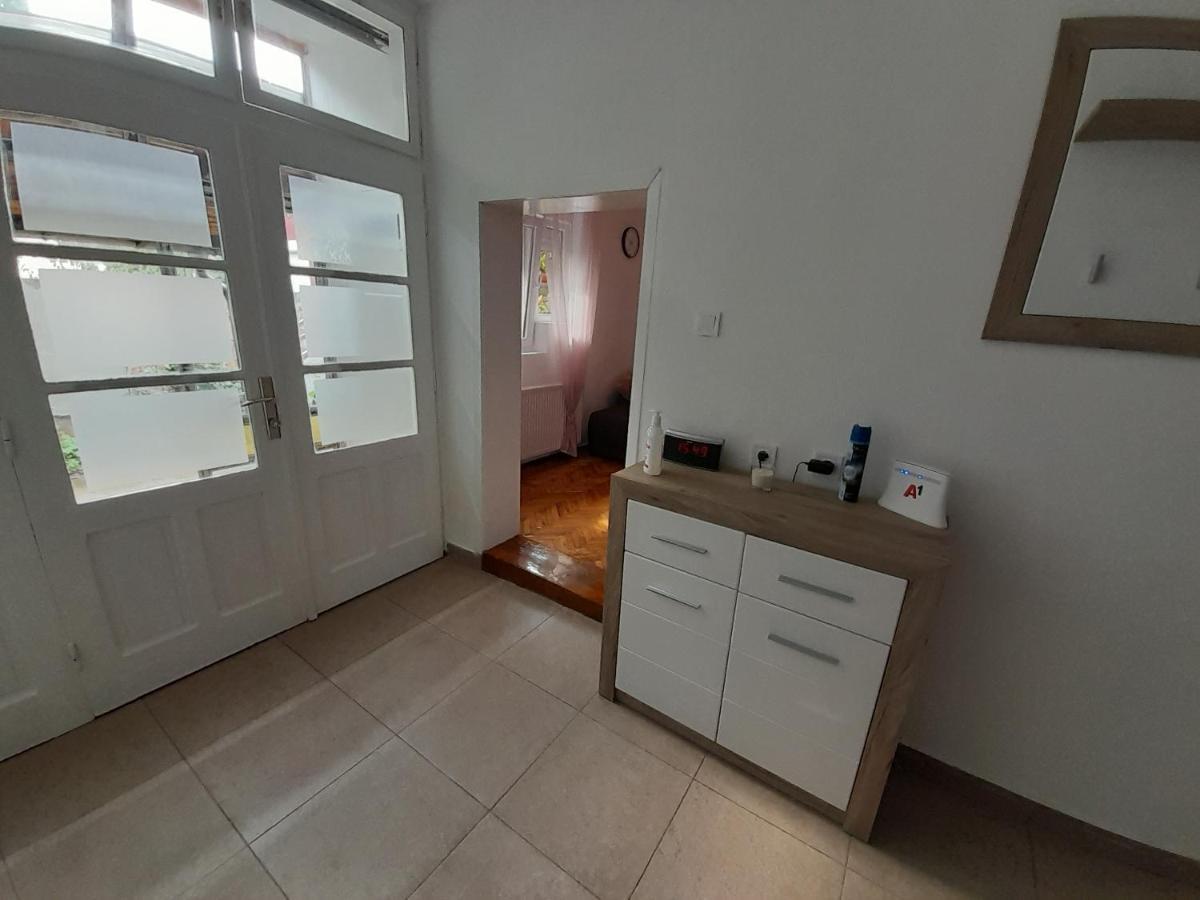 Apartman Stevan Pirot Eksteriør bilde